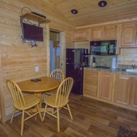 Oakzanita Springs Camping Resort Cottage 4 Descanso المظهر الخارجي الصورة