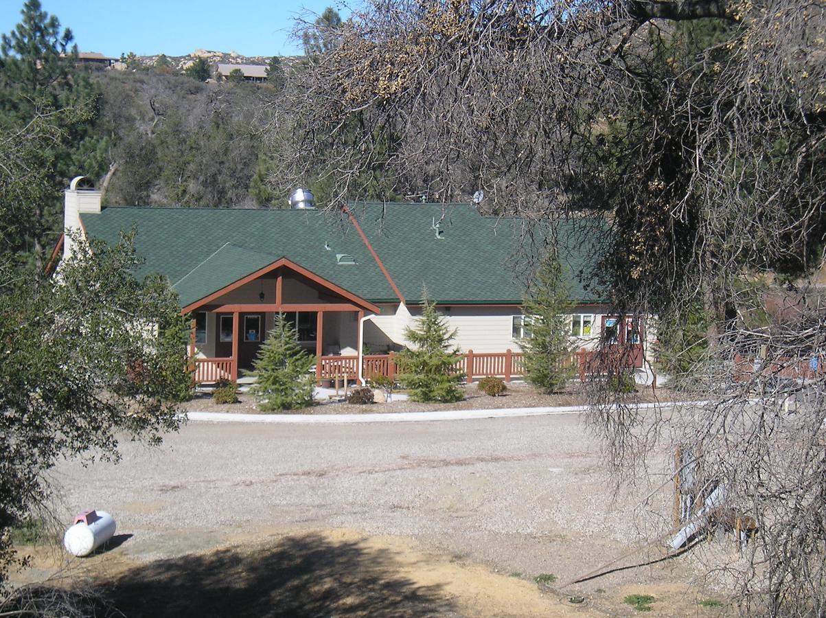 Oakzanita Springs Camping Resort Cottage 4 Descanso المظهر الخارجي الصورة