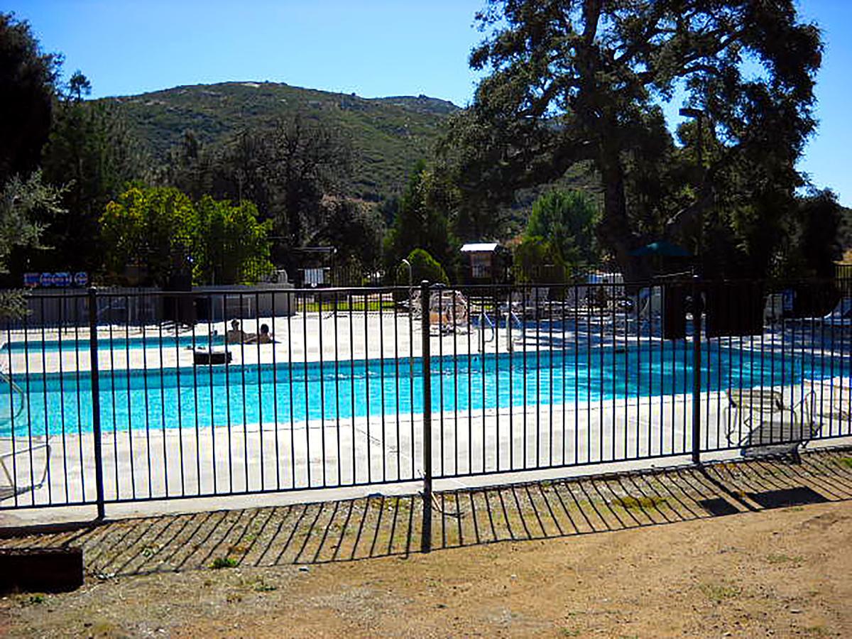 Oakzanita Springs Camping Resort Cottage 4 Descanso المظهر الخارجي الصورة